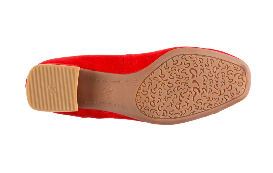 Ara Figurine Red