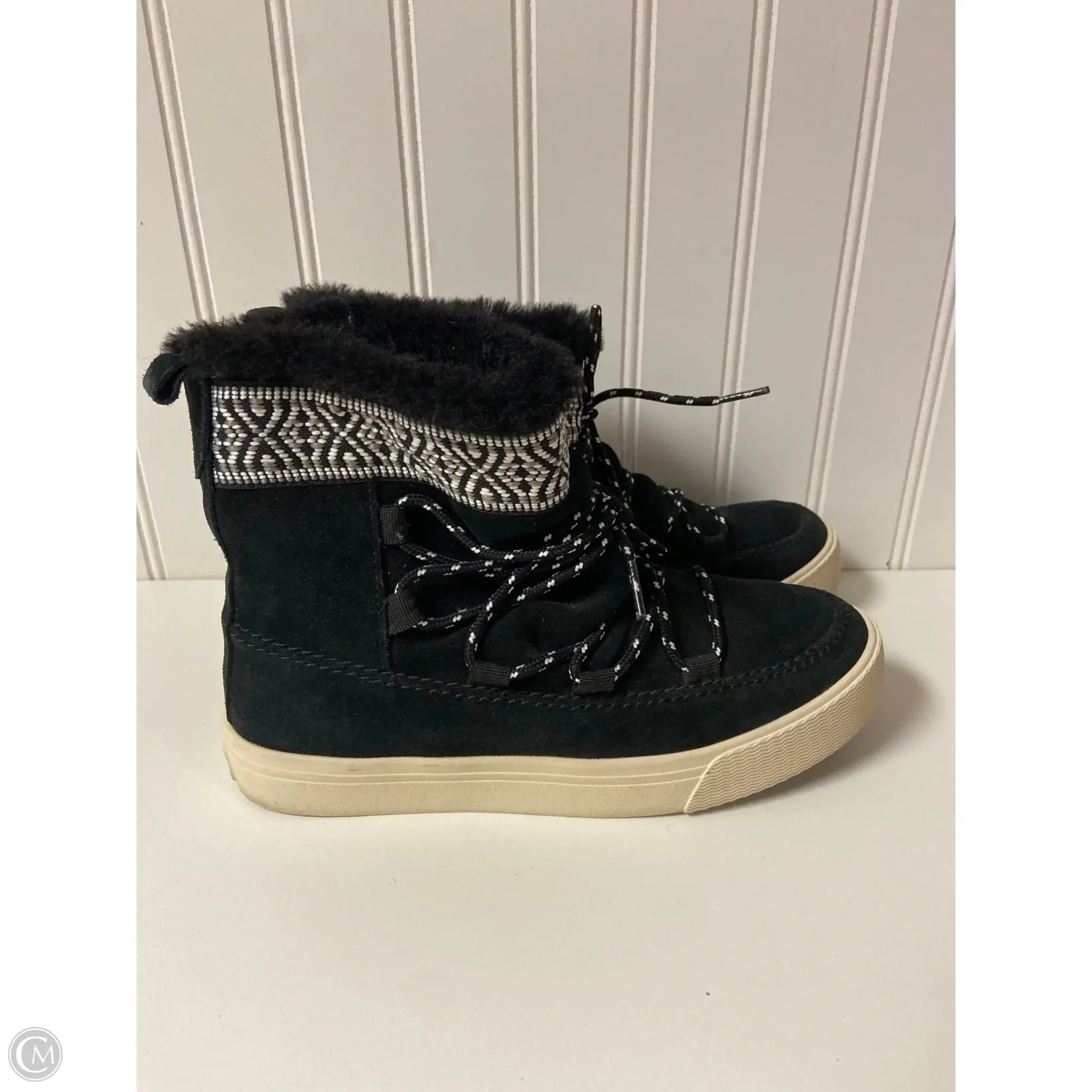 Boots Ankle Flats By Toms In Black & White, Size: 6