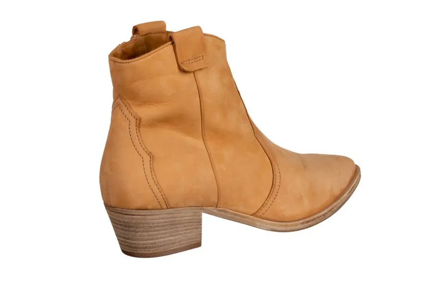Ken Cowboy Camel