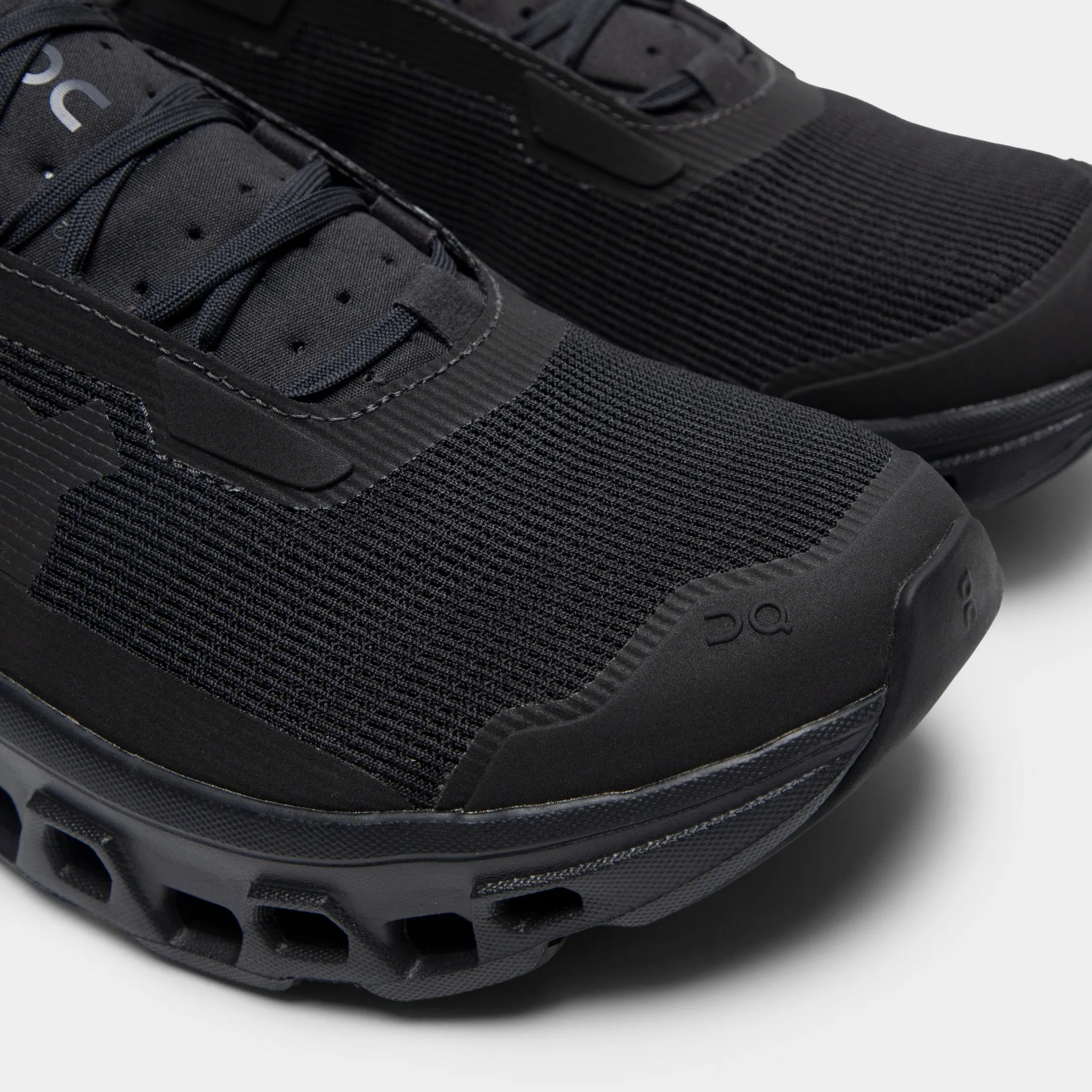 On Cloudmonster Void Black / Black