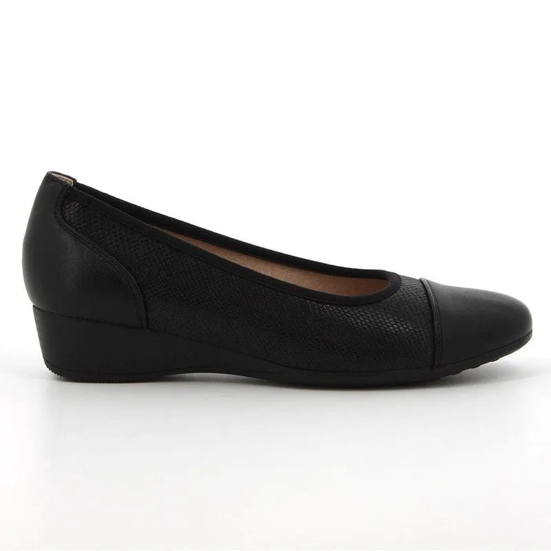 Soft Style By Hush Puppies Rishelle Reptile Wedge - Black