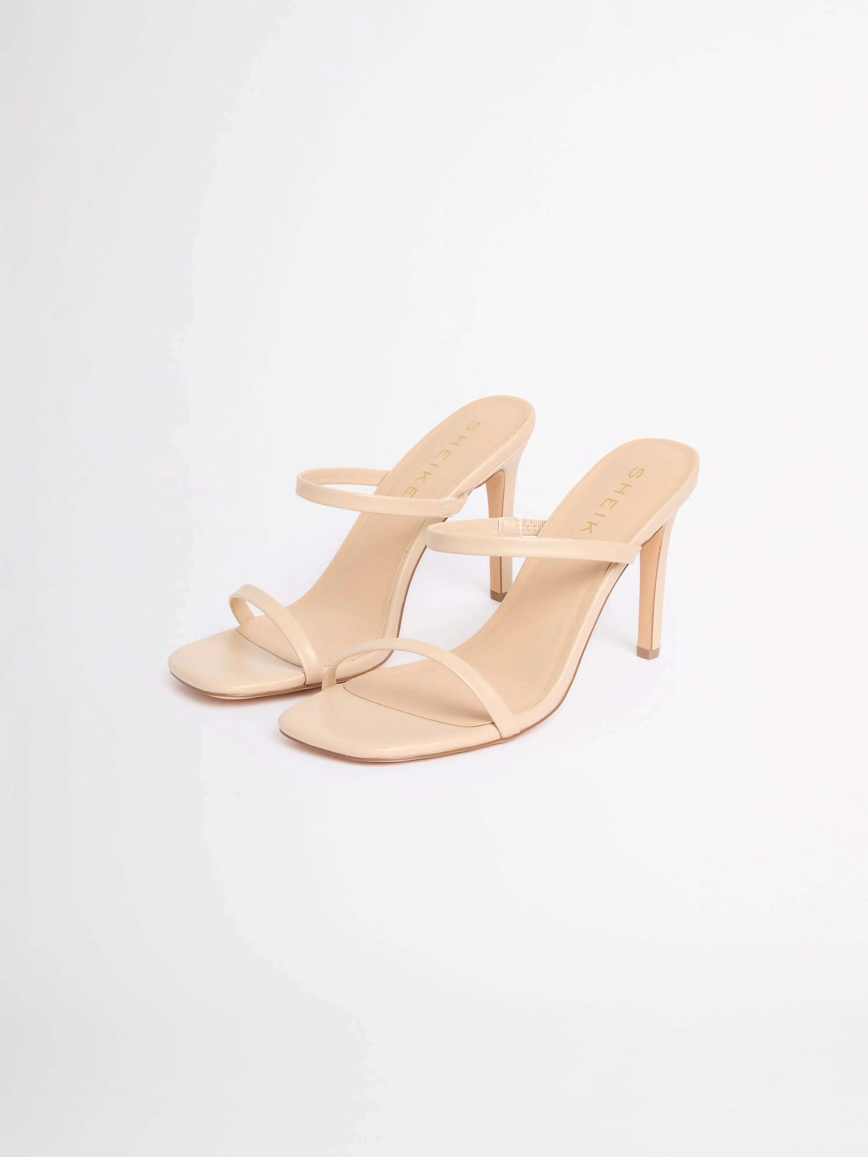 TINA HEEL