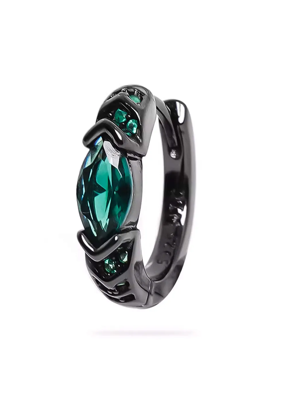 WIC S925 Silver Horus Earrings - Light Luxury
