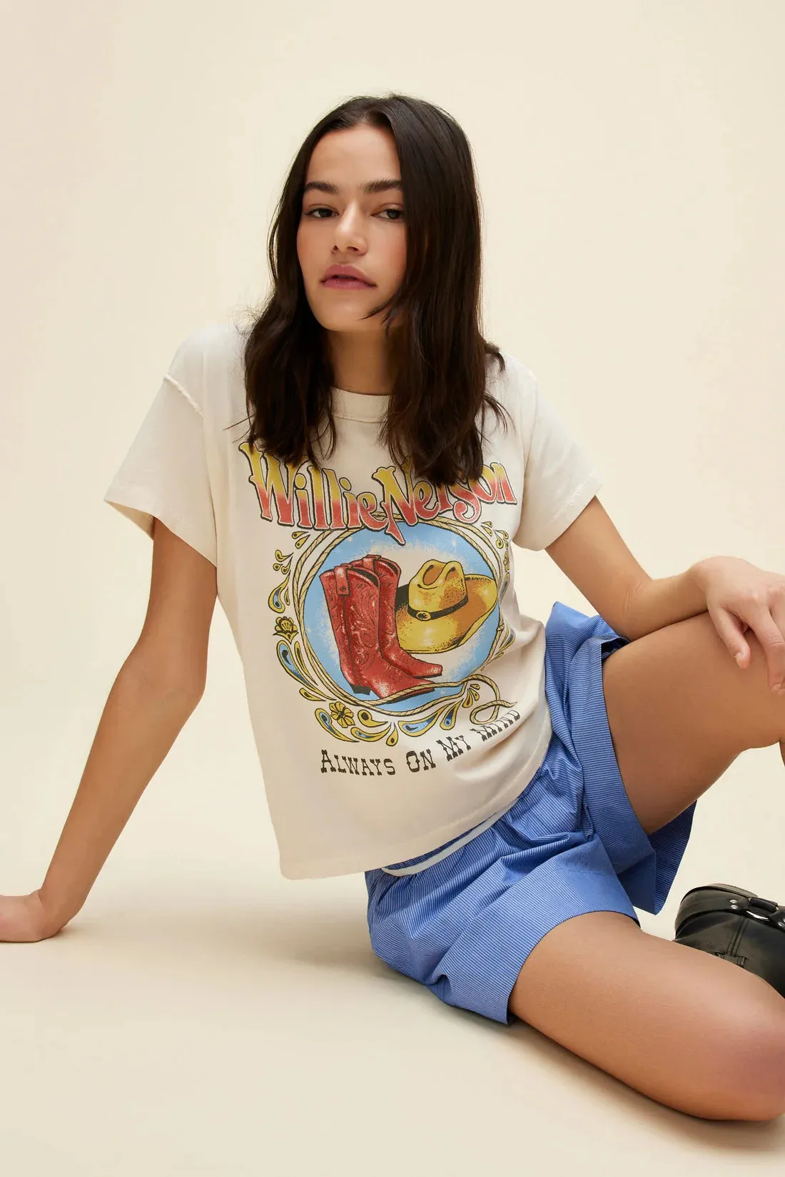 Willie Nelson Paisley Tee - Dirty White