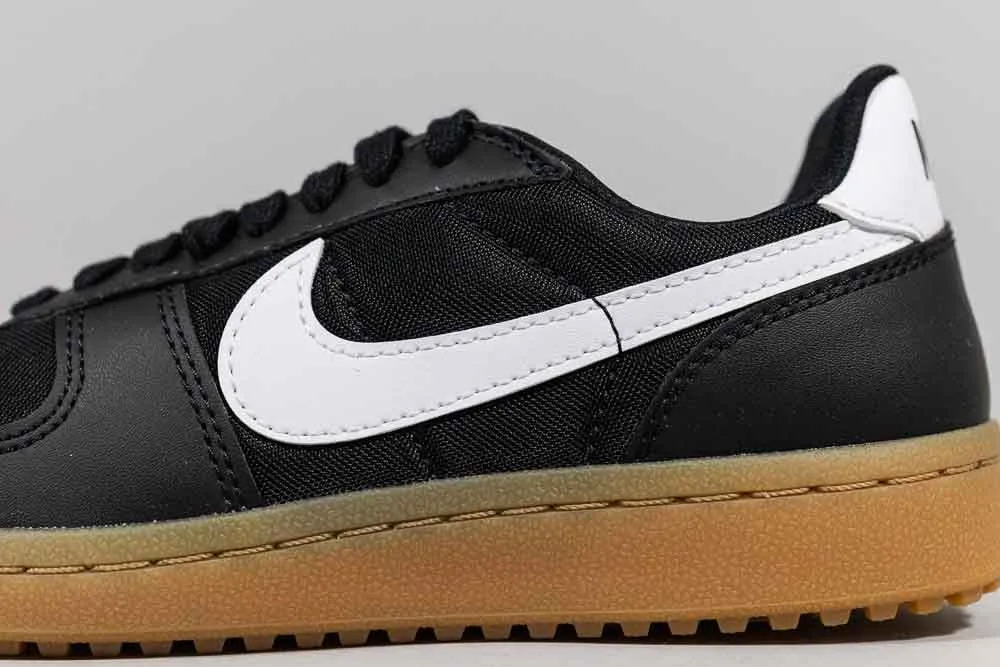 Women's Nike Field General '82 'Black and White'