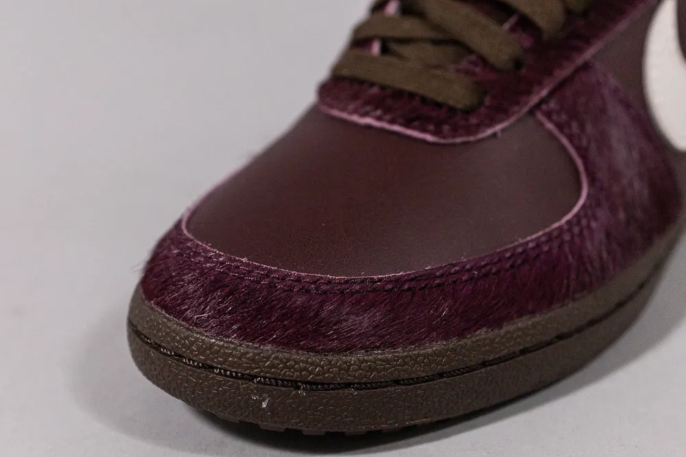 Women's Nike Field General '82 'Burgundy Crush'