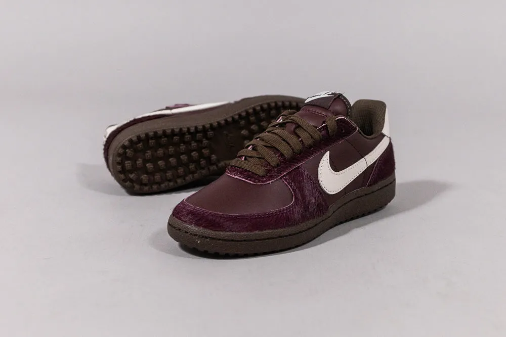 Women's Nike Field General '82 'Burgundy Crush'